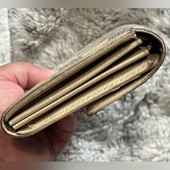 Louis Vuitton Sarah Cream and Gray Long wallet - Picture 8 of 15